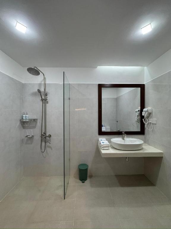 Sevonra Beach Resort Unawatuna Exterior photo